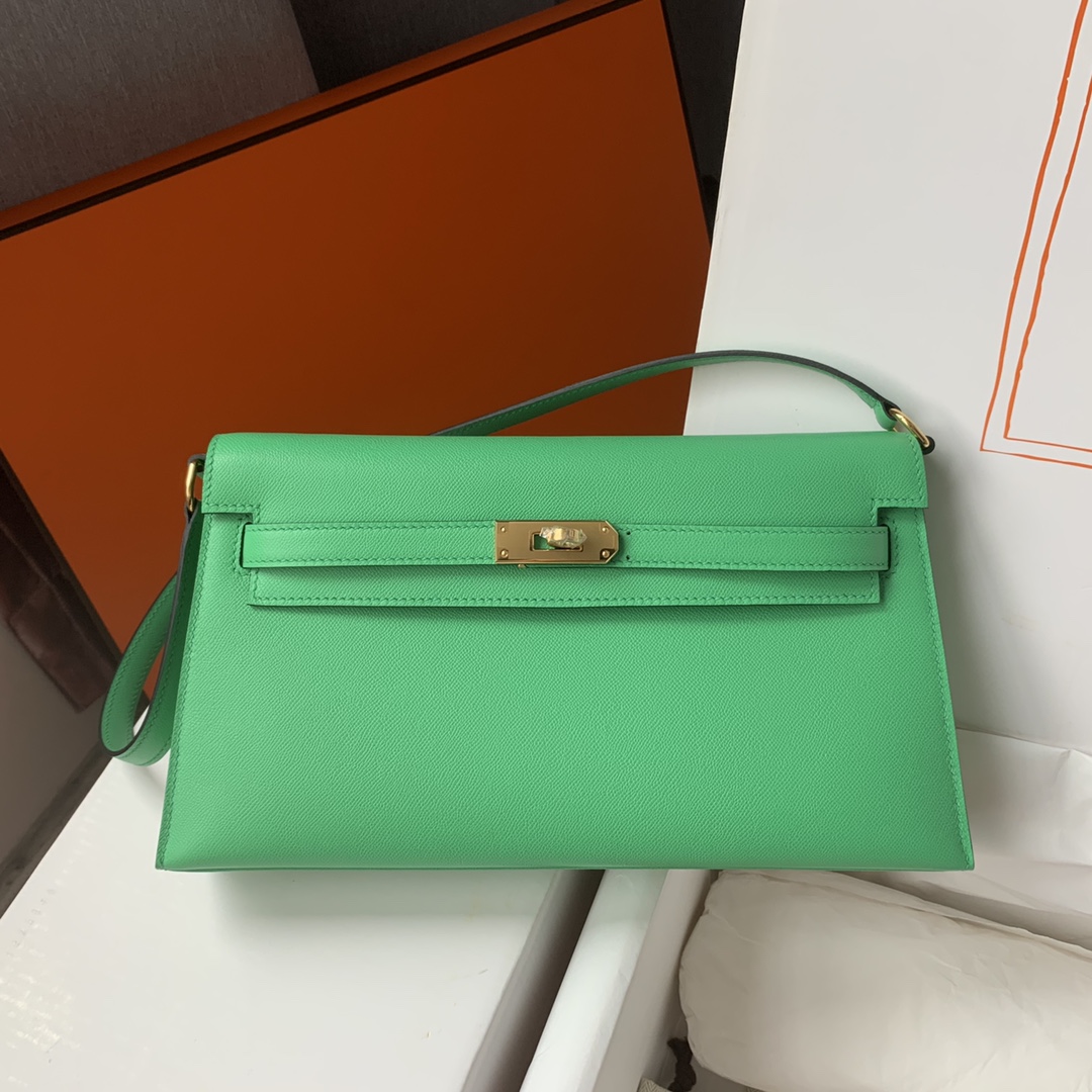 Hermes Kelly Elan Shoulder Bag in Green Epsom Leather 